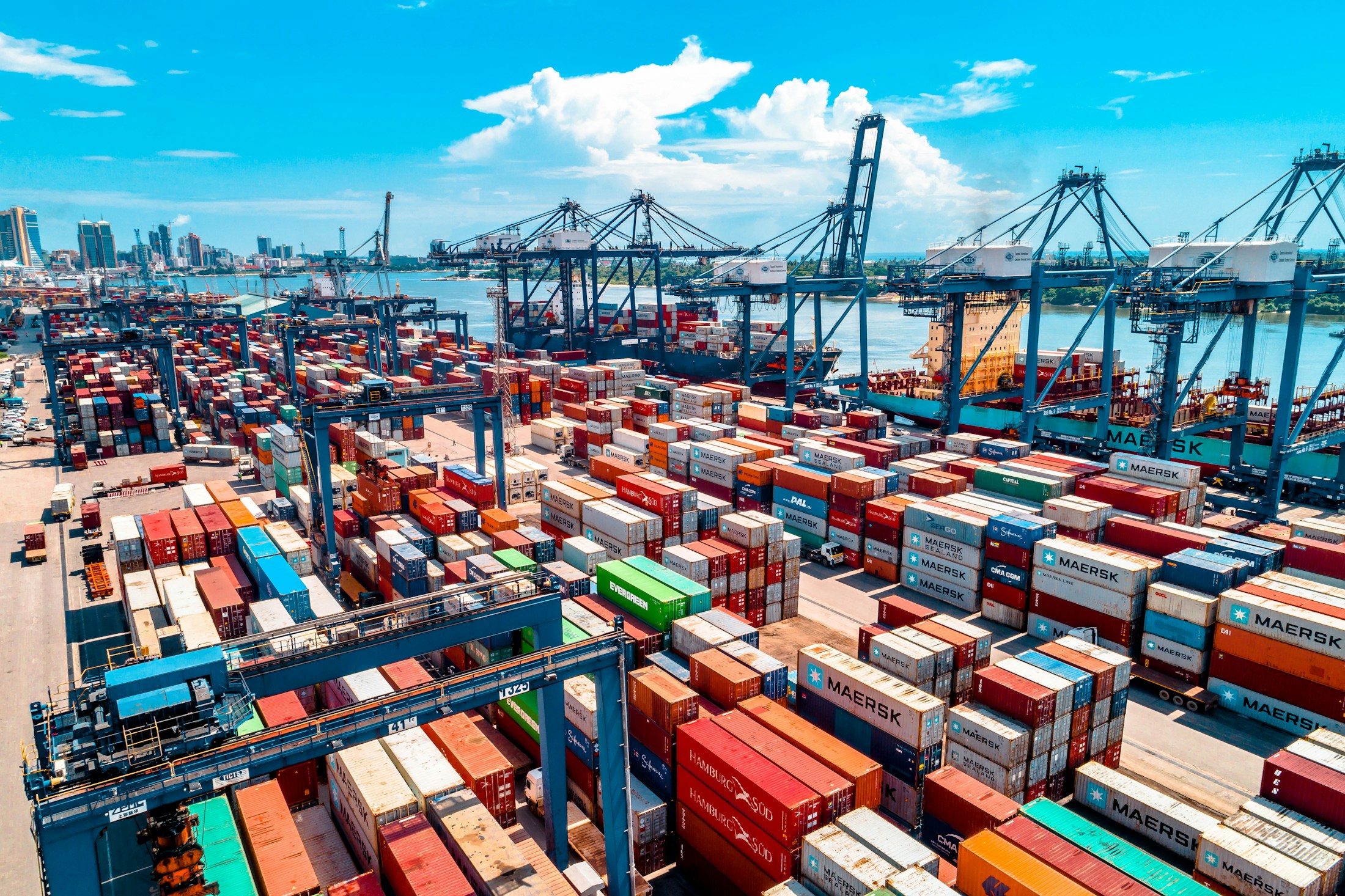 Real port and cargo operations